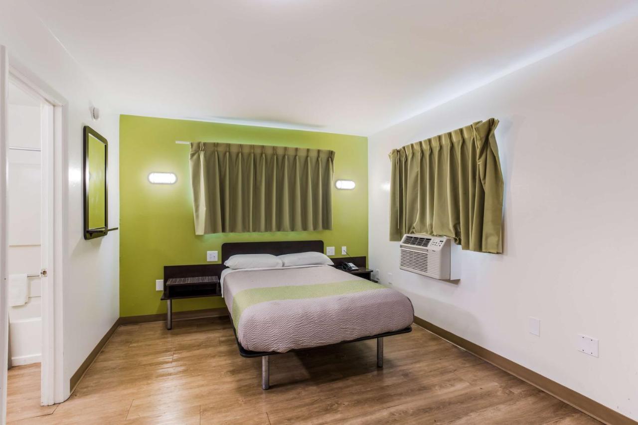 Motel 6-Jacksonville, Fl - South מראה חיצוני תמונה